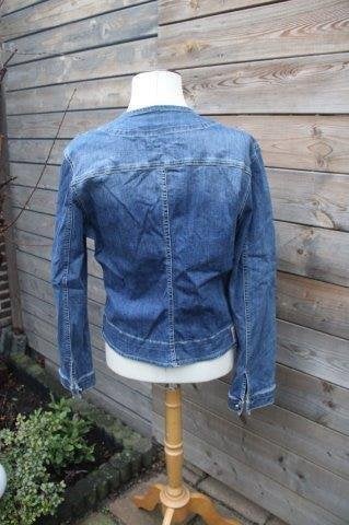 Spijkerjasje blauw Zizo mt 44 Vaste prijs AANBIEDING, Kleding | Dames, Jasjes, Kostuums en Pakken, Zizo, Blauw, Maat 42/44 (L)