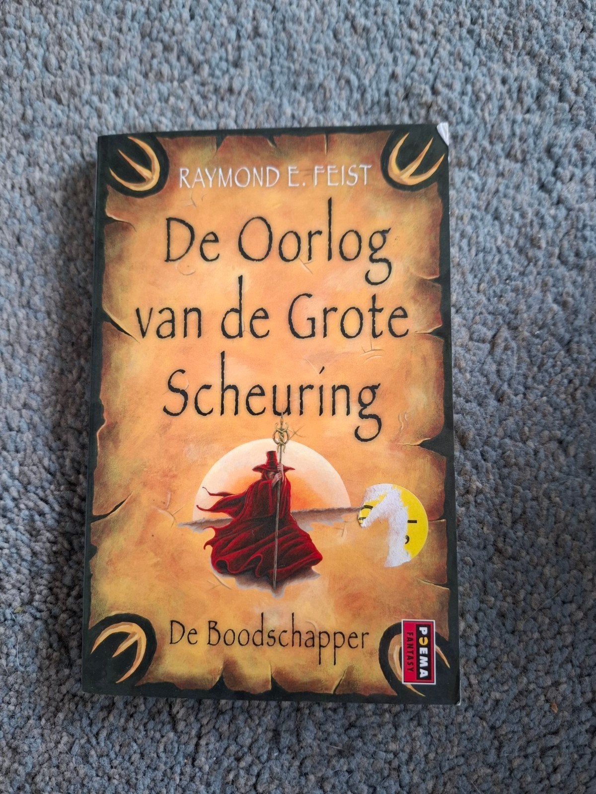 ramond Feist - de oorlog vd grote scheuring- de boodschapper, Ophalen of Verzenden, Gelezen