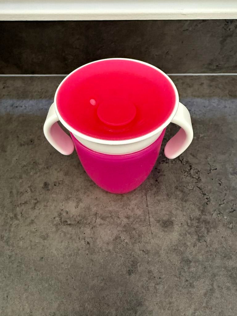 Antilekbeker Roze, Ophalen, Nieuw