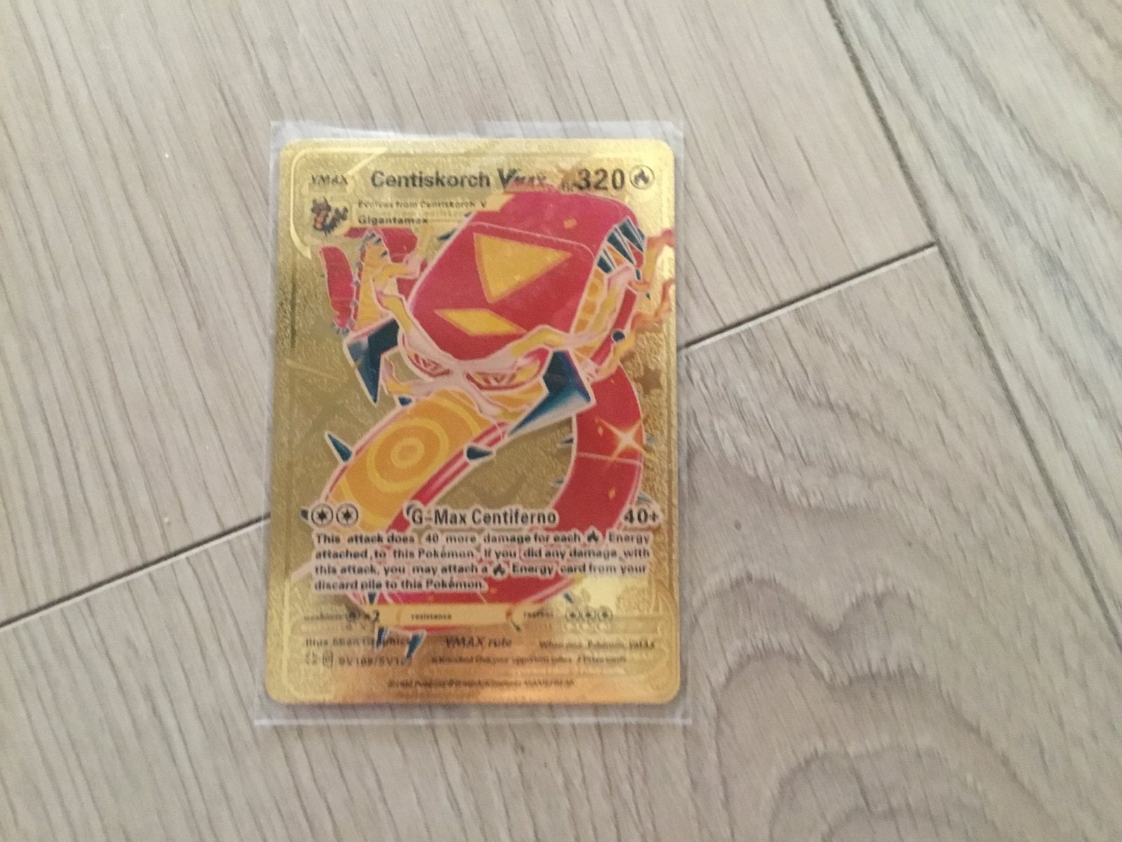 Centiskorch VMAX Gouden Pokémon Kaart, Ophalen of Verzenden, Zo goed als nieuw, Losse kaart, Foil