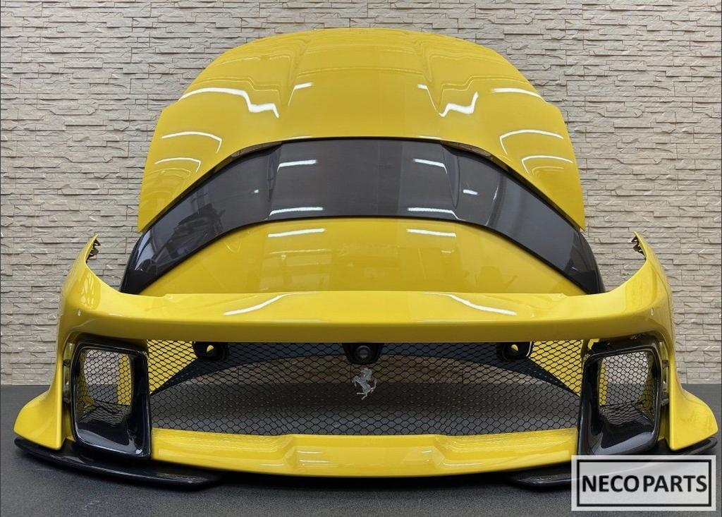 FERRARI 812 BUMPER VOORBUMPER MOTORKAP ALLES LEVERBAAR !!!, Ophalen of Verzenden, Gebruikt, Ferrari, Spatbord
