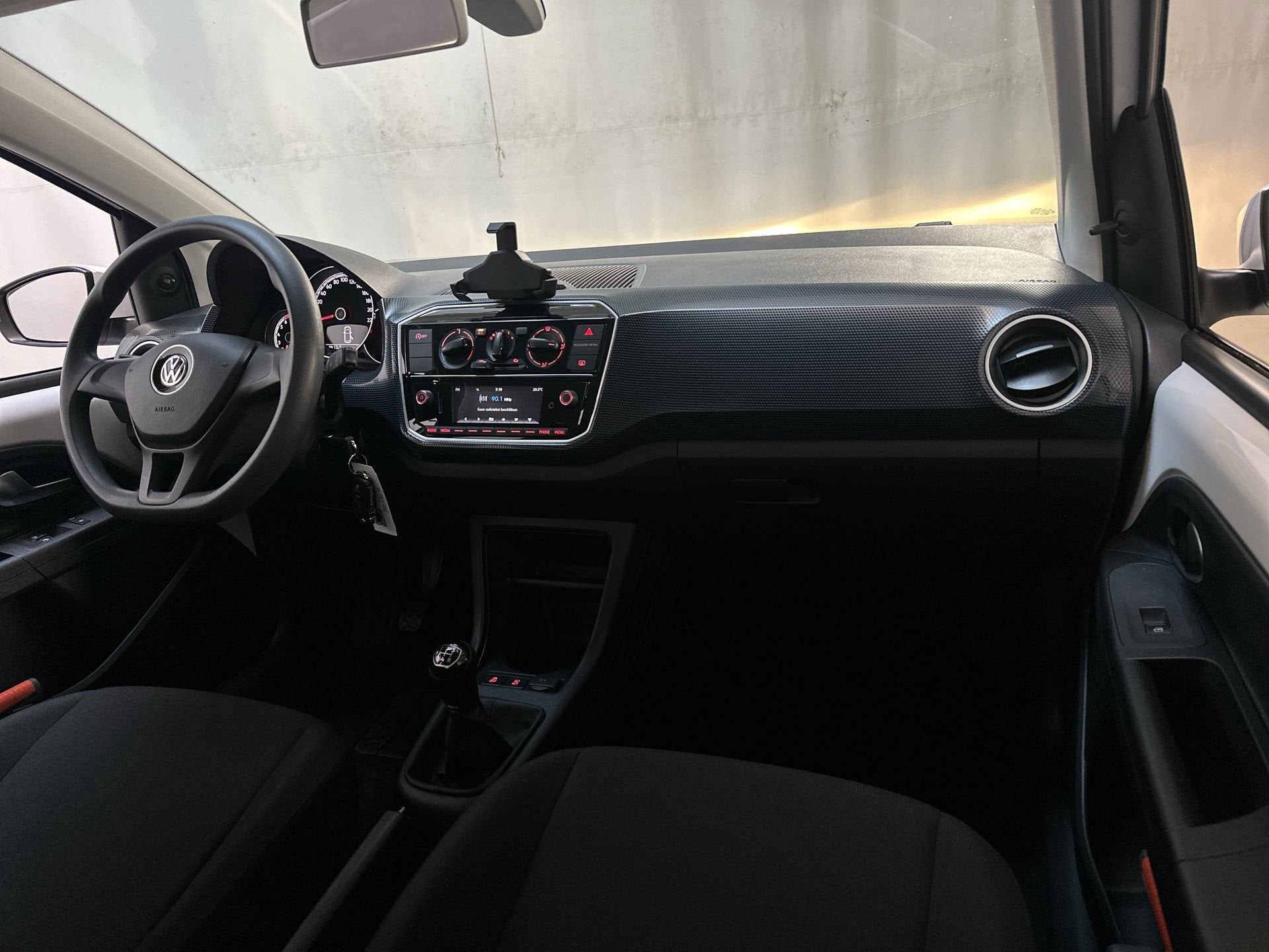 Volkswagen Up! 1.0 BMT Move Up! Airco Elektrische Ramen, Auto's, Voorwielaandrijving, Dealer onderhouden, Stof, Gebruikt