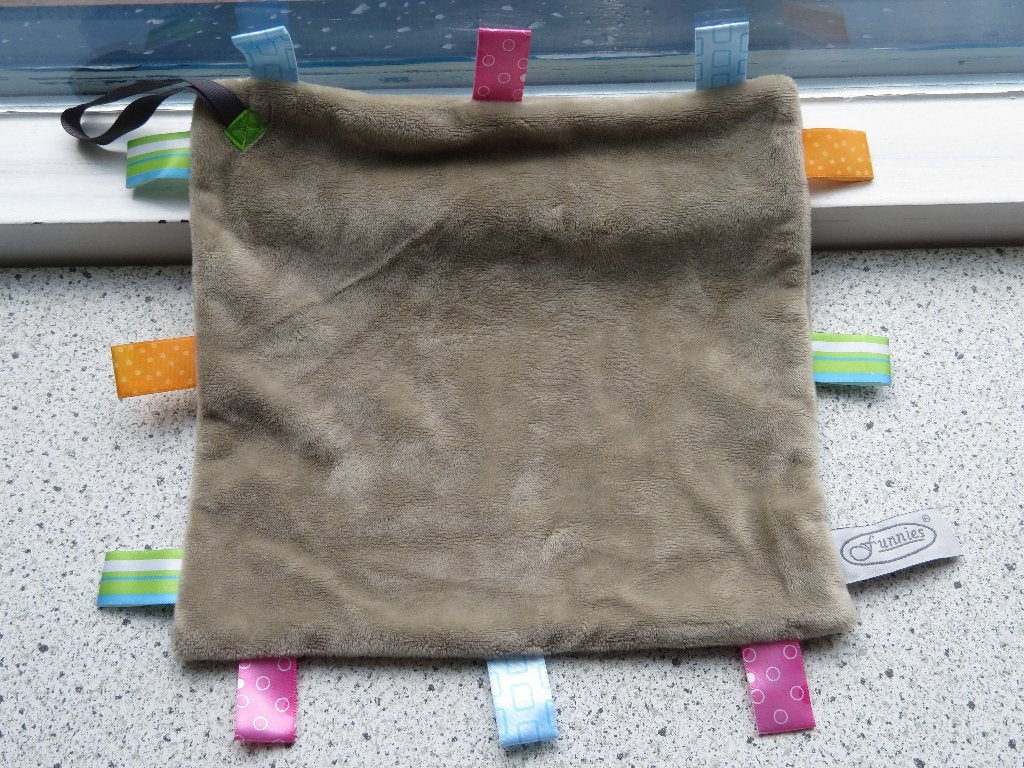 Labeldoek knuffeldoek bruin/grijs taupe velours merk Funnies, Kinderen en Baby's, Speelgoed | Knuffels en Pluche, Ophalen of Verzenden
