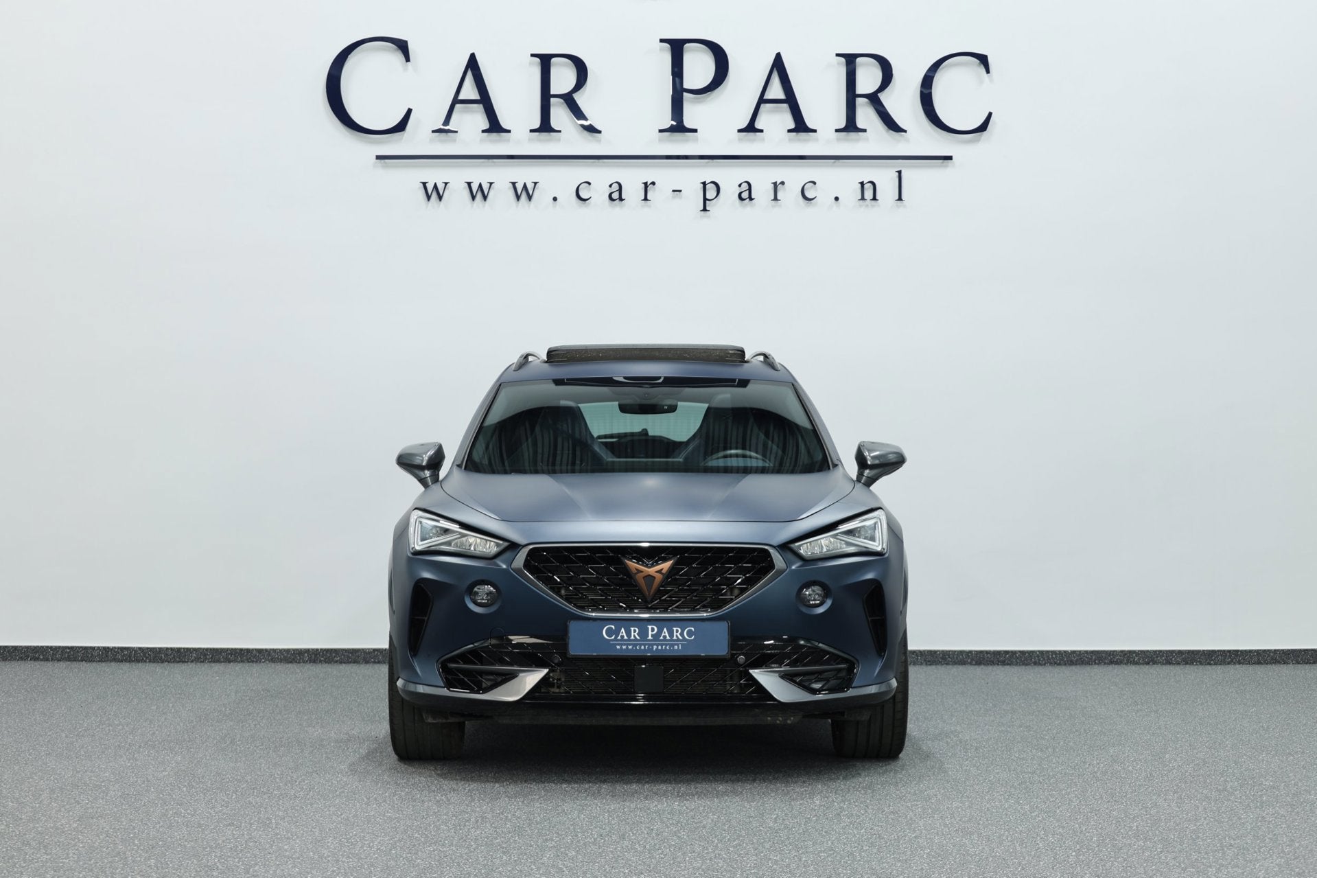 CUPRA Formentor 2.0 TSI 4DRIVE 310+PK MATT/LED/VIRTUAL/SFEER, Auto's, Automaat, Dealer onderhouden, 4 cilinders, Blauw