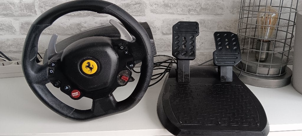 thrustmaster ferrari racing stuur, Ophalen of Verzenden, Gebruikt, Thrustmaster TCA