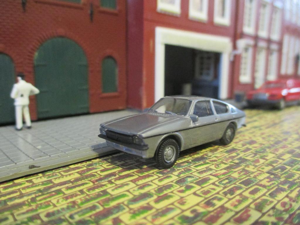 Opel Kadett C Coupe - IMU grijsmetallic met zwarte striping, Ophalen of Verzenden, Zo goed als nieuw, Auto, Overige merken