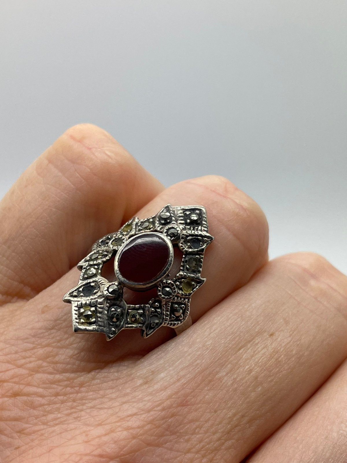 E586 Prachtige zilveren carneool ring maat 18,5, Ophalen of Verzenden, Zilver, Met edelsteen
