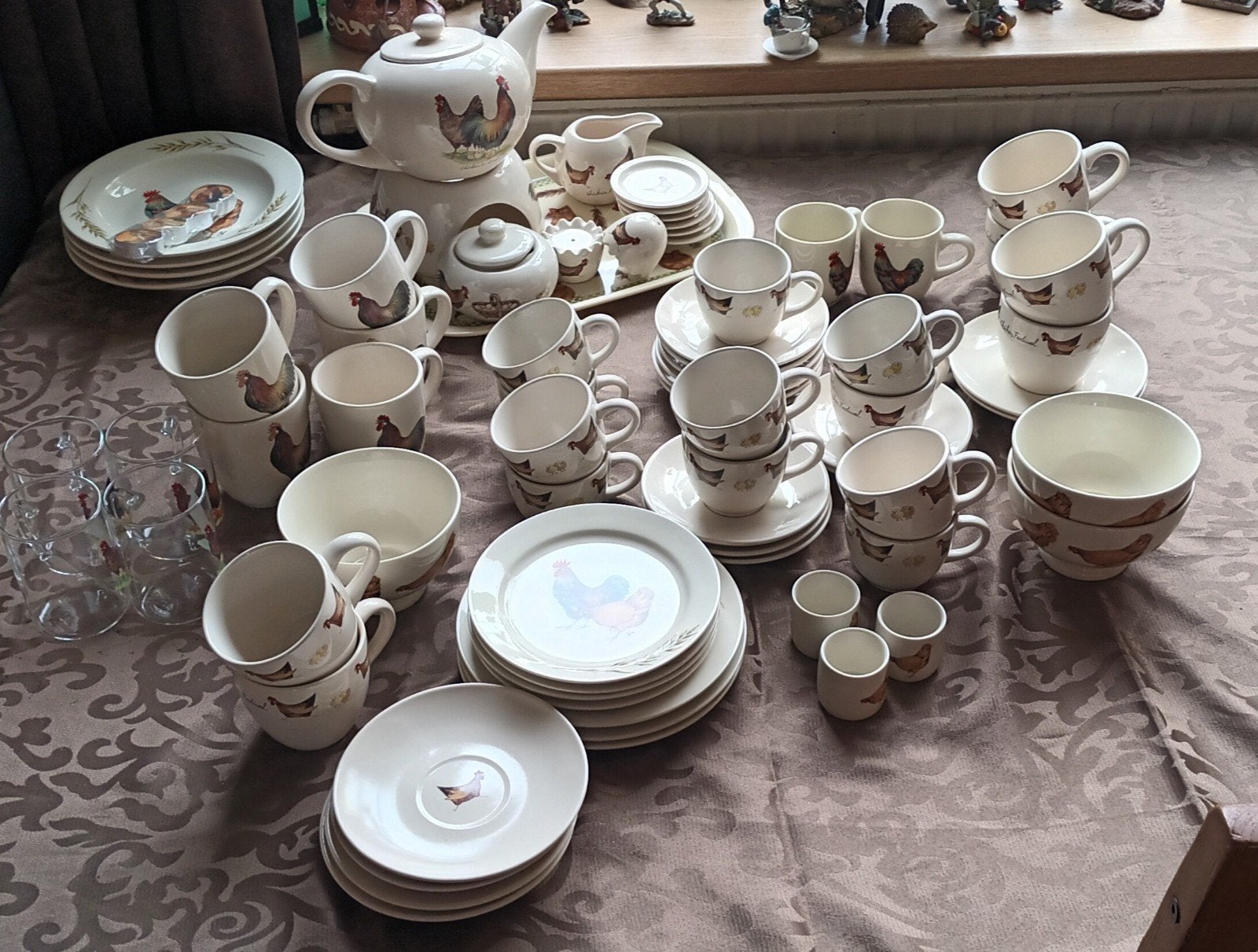 Uitgebreid servies met kippenprint - Jet Ter Steege, Ophalen, Gebruikt, Landelijk/Boerenbont, Jet by Ter Steege