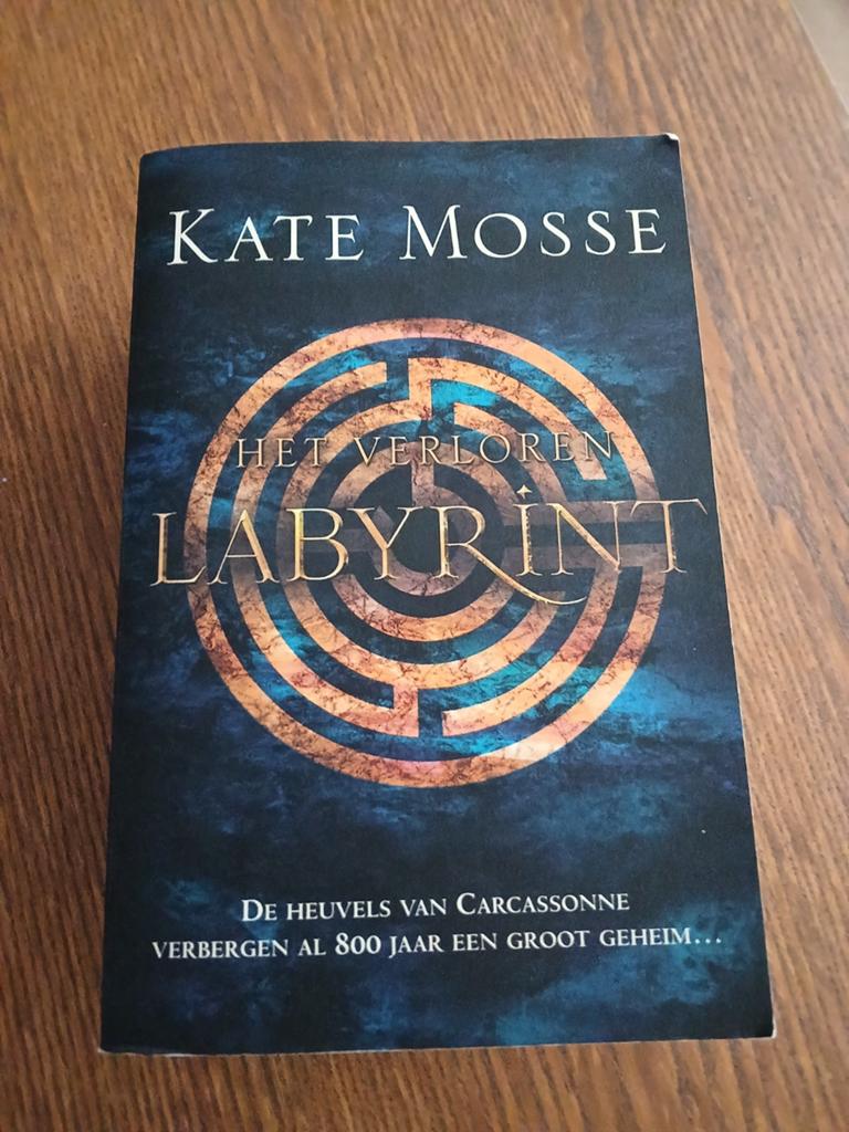 Het Verloren Labyrint - Kate Mosse, Boeken, Ophalen of Verzenden, Gelezen, Kate Mosse, Europa overig