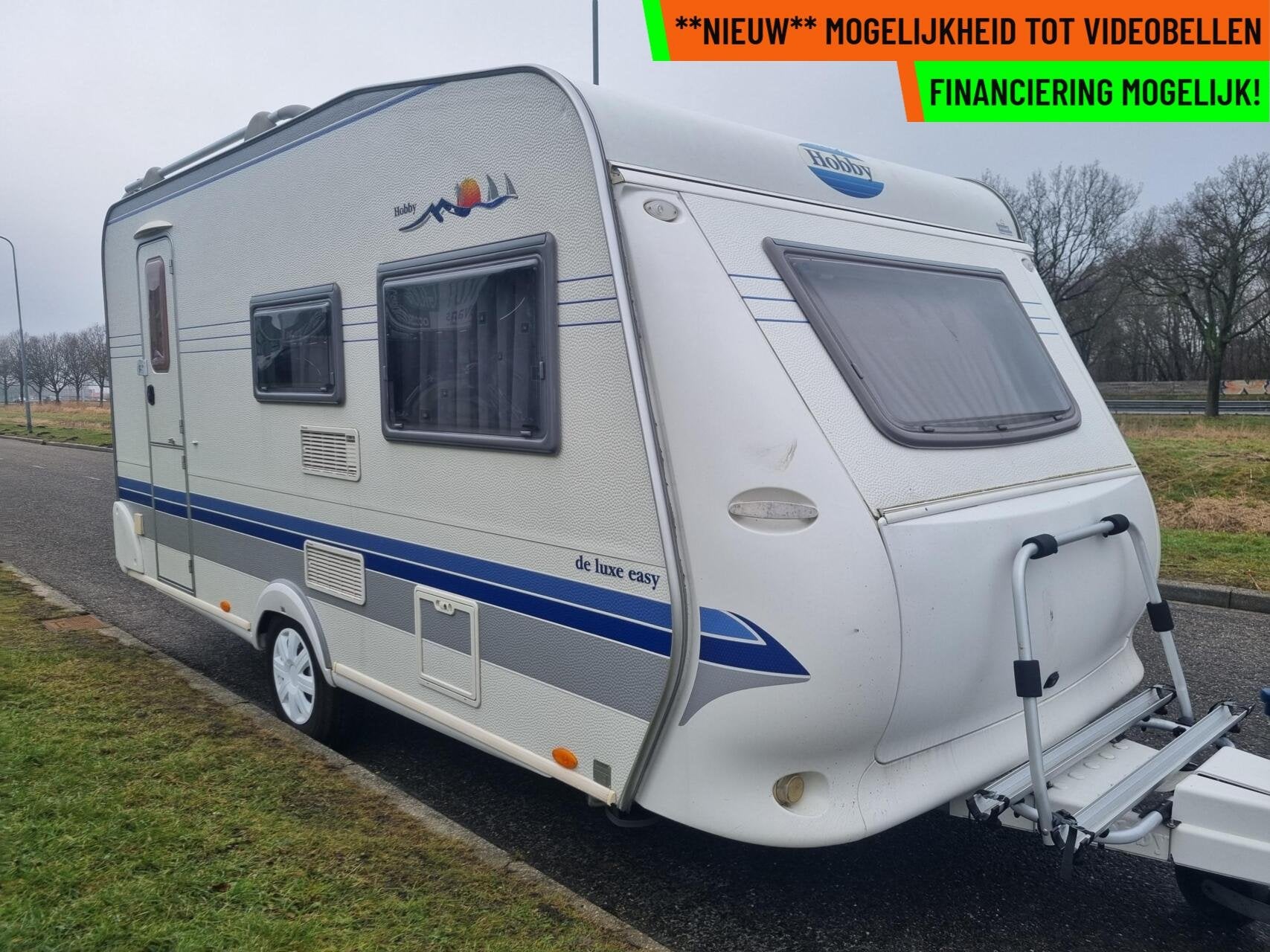 Hobby DE LUXE EASY 440 VOORTENT + DWARSBED + FIETSENDRAGER, Hordeur, Hobby, Bedrijf, 6 tot 7 meter