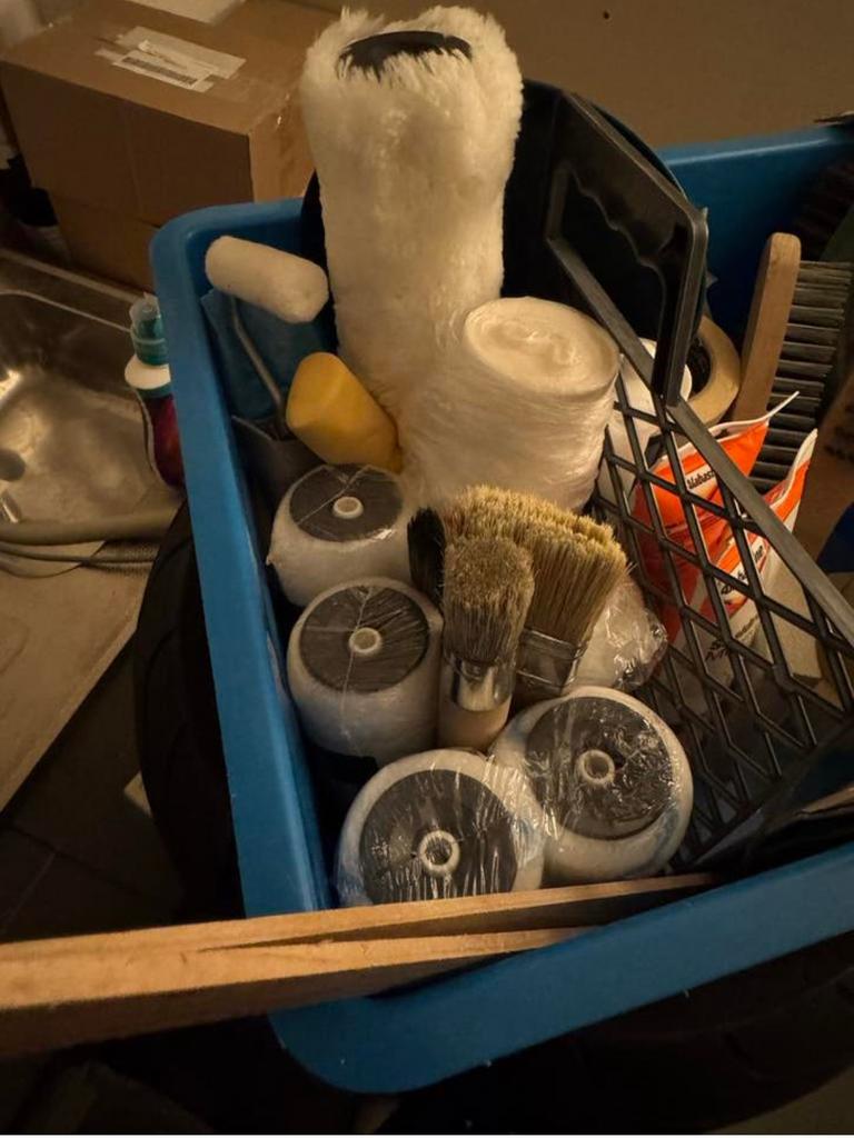 Verfbenodigdheden: rollers, kwasten, muurvuller, kit, Doe-het-zelf en Verbouw, Schildersmaterialen, Ophalen, Gebruikt, Overige typen