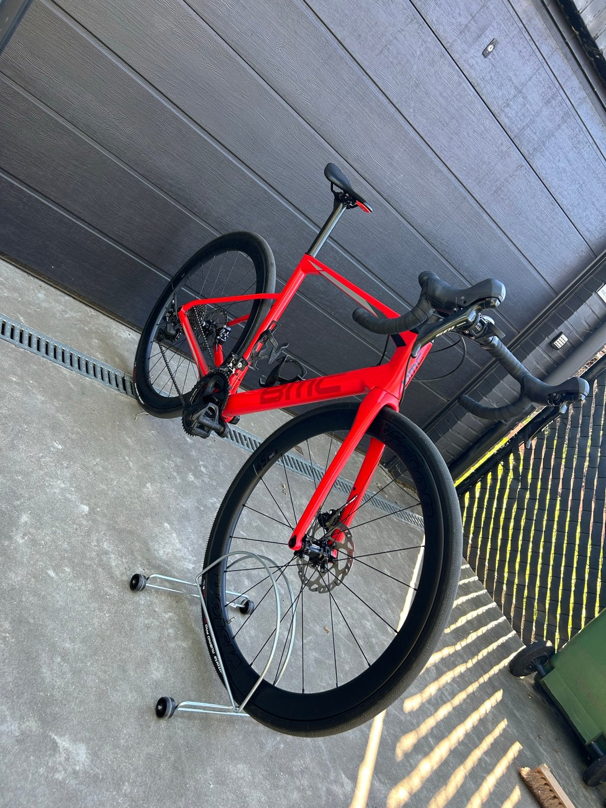 BMC Roadmachine 02 racefiets - Zo goed als nieuw, Fietsen en Brommers, Fietsen | Racefietsen, Overige merken, 28 inch, Carbon