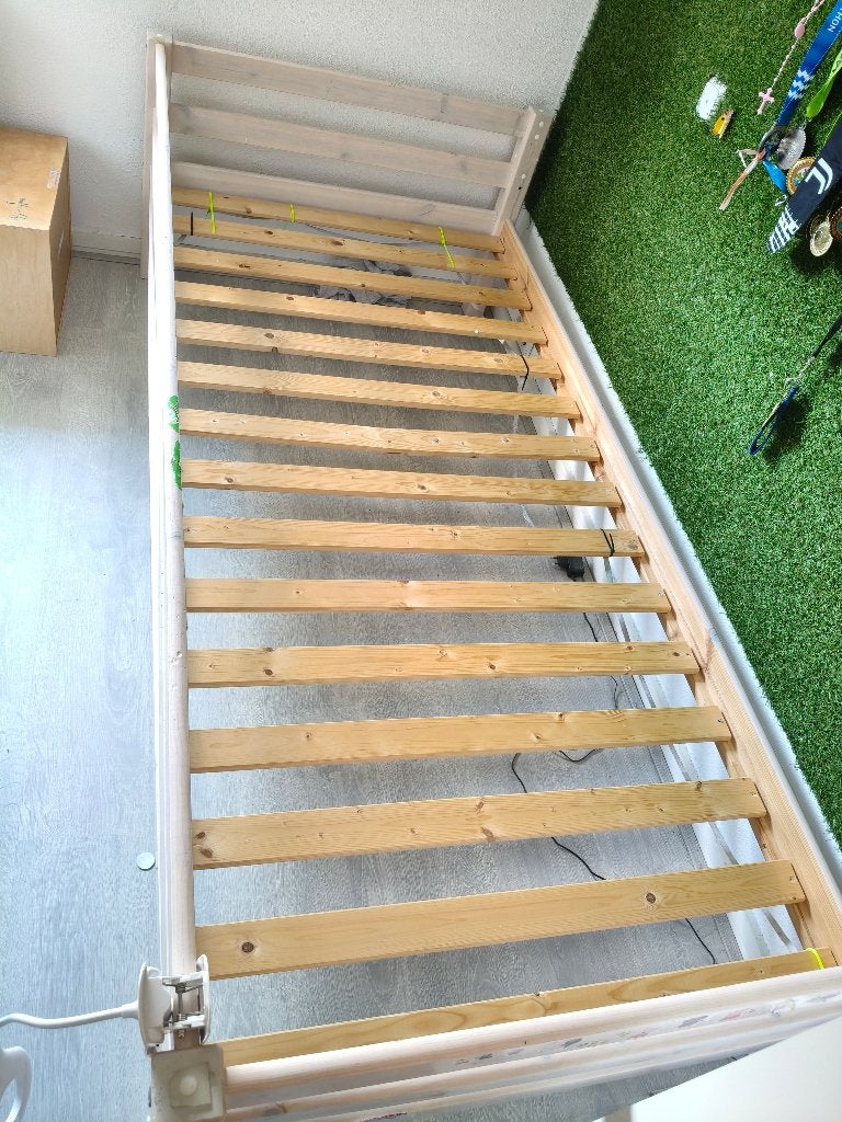 Bed 90/200, Huis en Inrichting, Badkamer | Badkamermeubels, Ophalen, Gebruikt, Overige typen, 50 tot 100 cm
