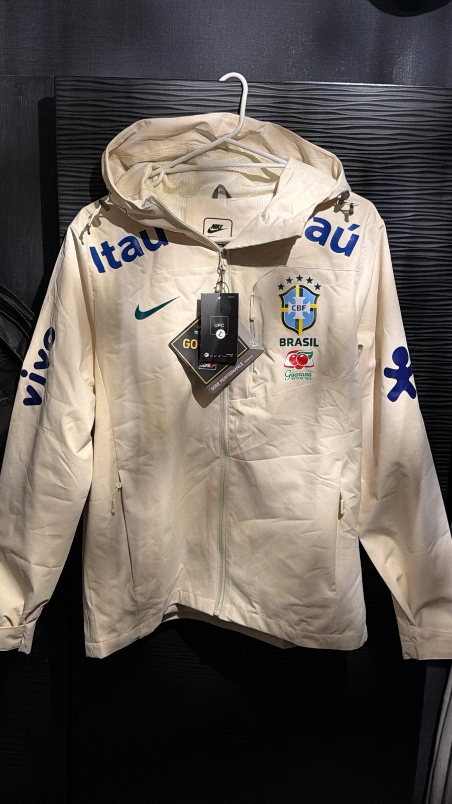 Braziliaanse Nike windbreaker, Ophalen of Verzenden, Nieuw, Maat 52/54 (L), Overige kleuren