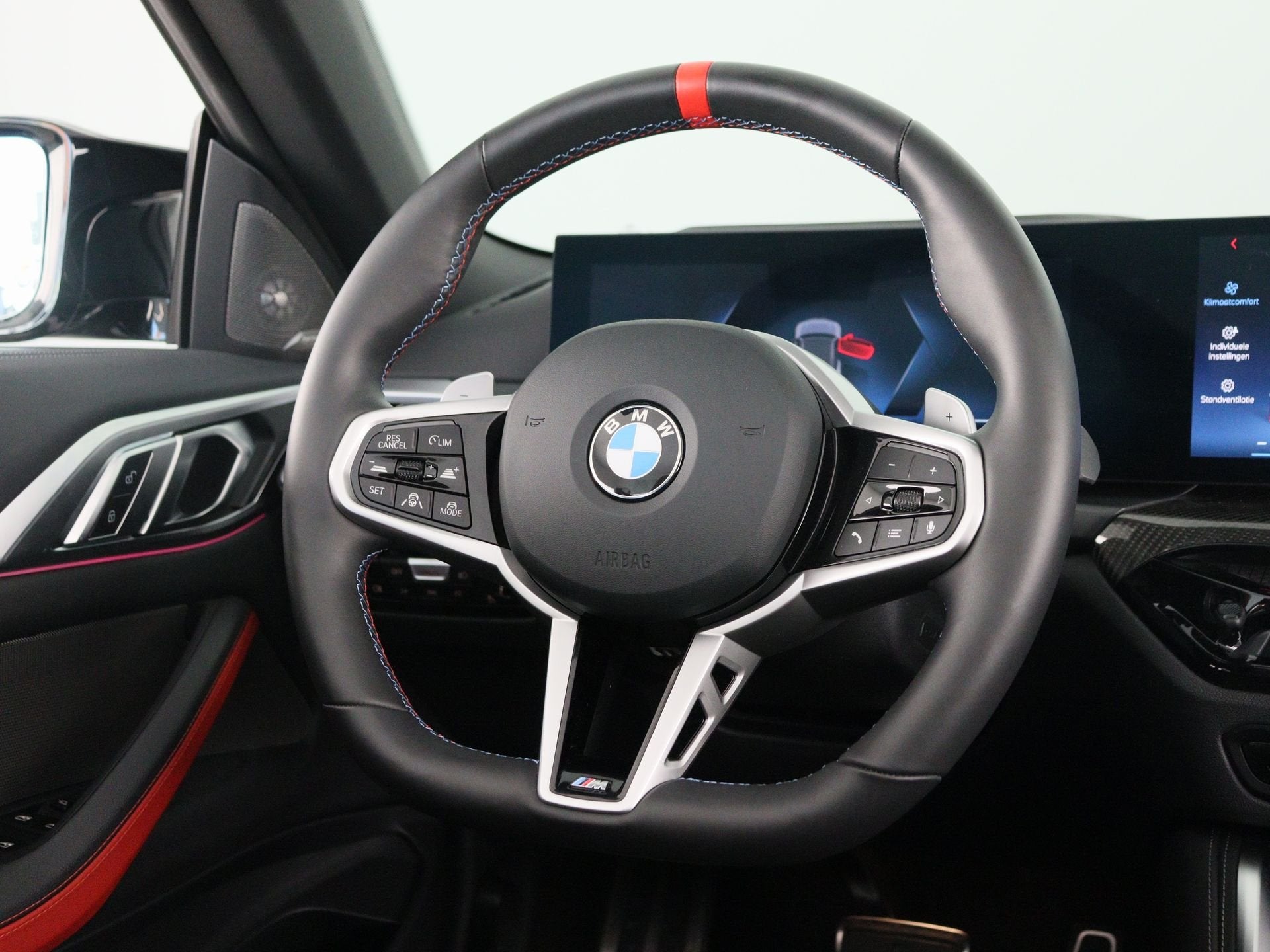 BMW 4 Serie Cabrio M440i xDrive (bj 2025, automaat), Auto's, Automaat, Dealer onderhouden, Gebruikt, 4-Serie