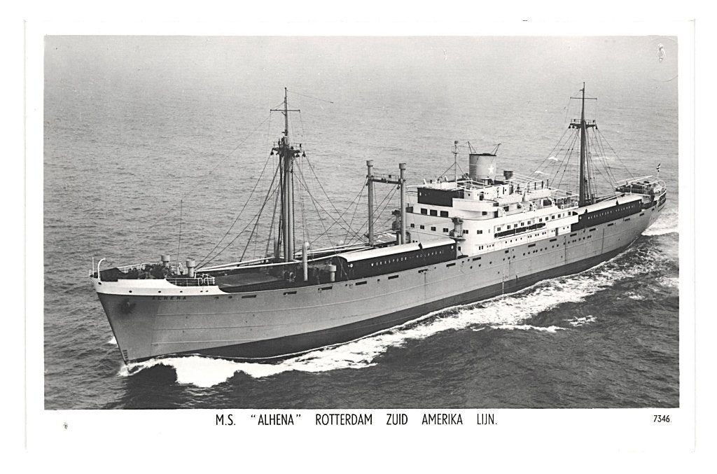 972748	Motorboot	MS Alhena met treinwagon als deklast, Ophalen of Verzenden, 1940 tot 1960, Ongelopen, Voertuig