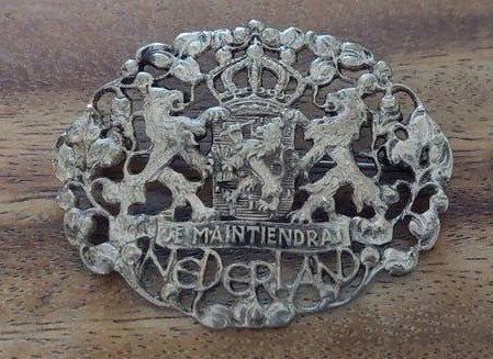 Vintage broche, speld Je Maintiendrai., Ophalen of Verzenden, Landmacht, Nederland, Kunstobject