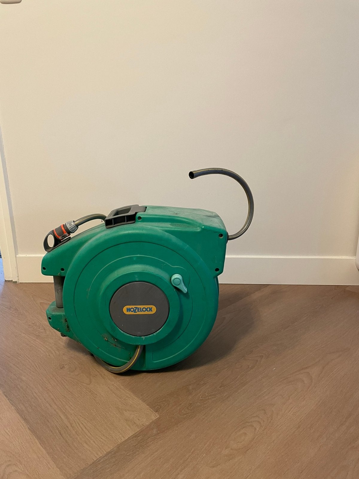 Hozelock zelfoprollende tuinslanghaspel met 20 meter slang, Ophalen, Gebruikt, Tuinslanghaspel
