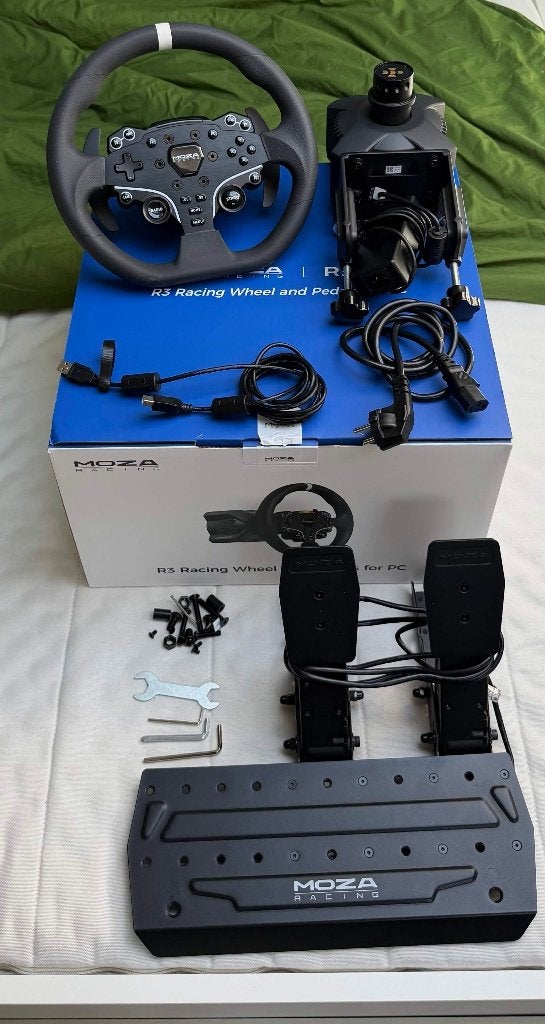 MOZA R3 Racing Bundle met pedalen, Computers en Software, Joysticks, Ophalen, Zo goed als nieuw, Moza Racing