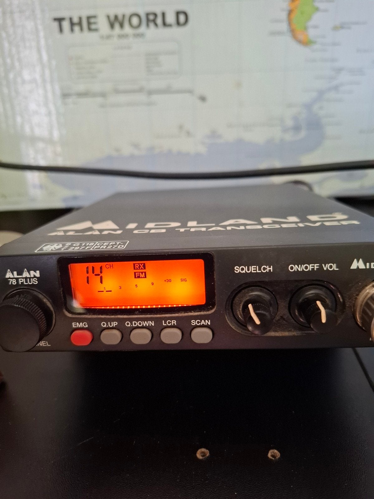 27mc bak, Telecommunicatie, Zenders en Ontvangers, Verzenden, Zo goed als nieuw