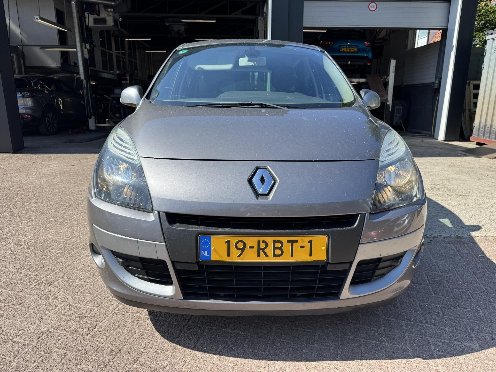 Renault Scénic 1.4 TCE Parisienne+Camera+Trekhaak!, Auto's, Voorwielaandrijving, Euro 5, Stof, 1295 kg