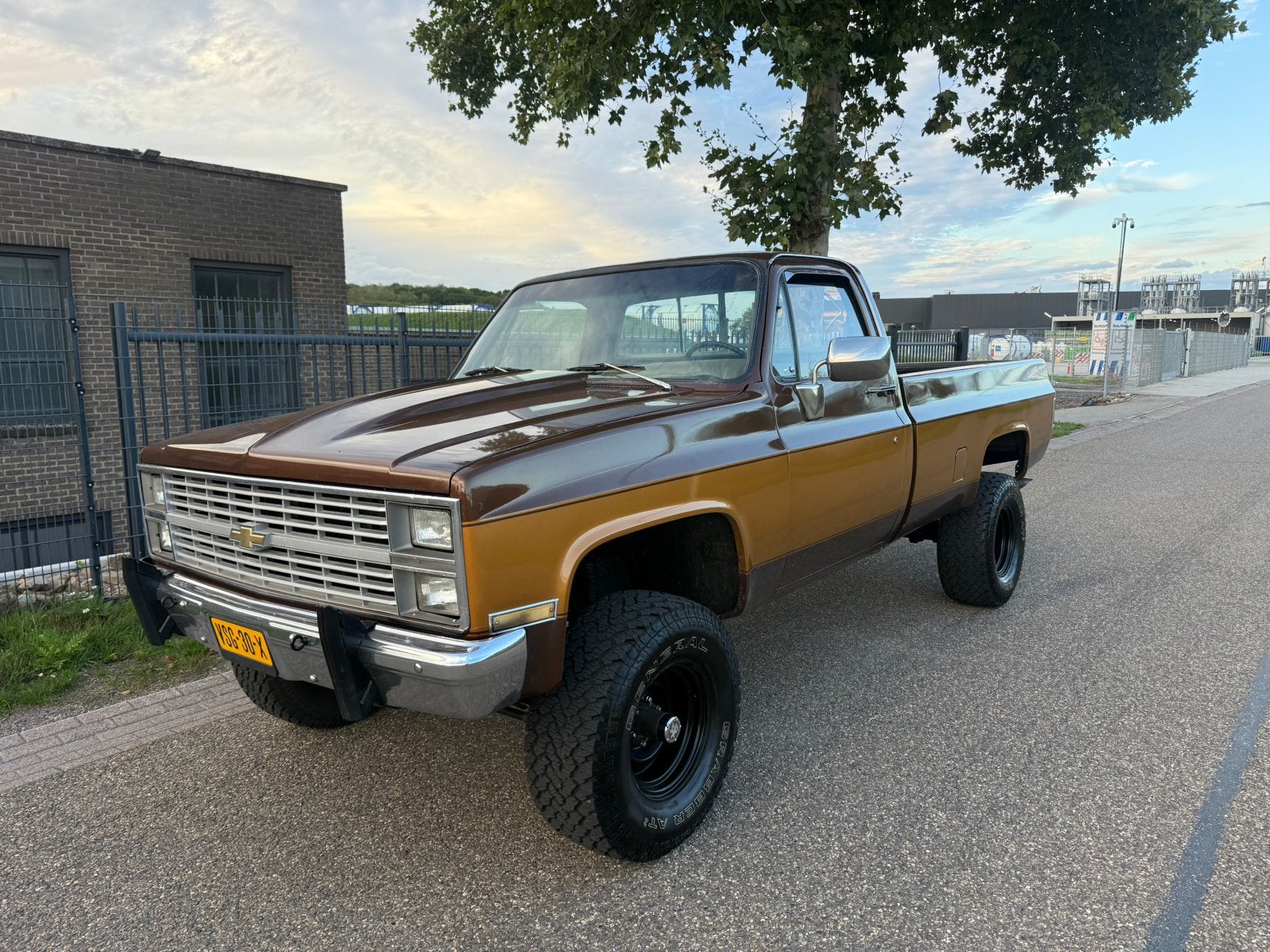 1983 Chevrolet K-10 Longbed Fleetside 4x4 K10 squarebody, Stof, Handgeschakeld, Vierwielaandrijving, SUV of Terreinwagen