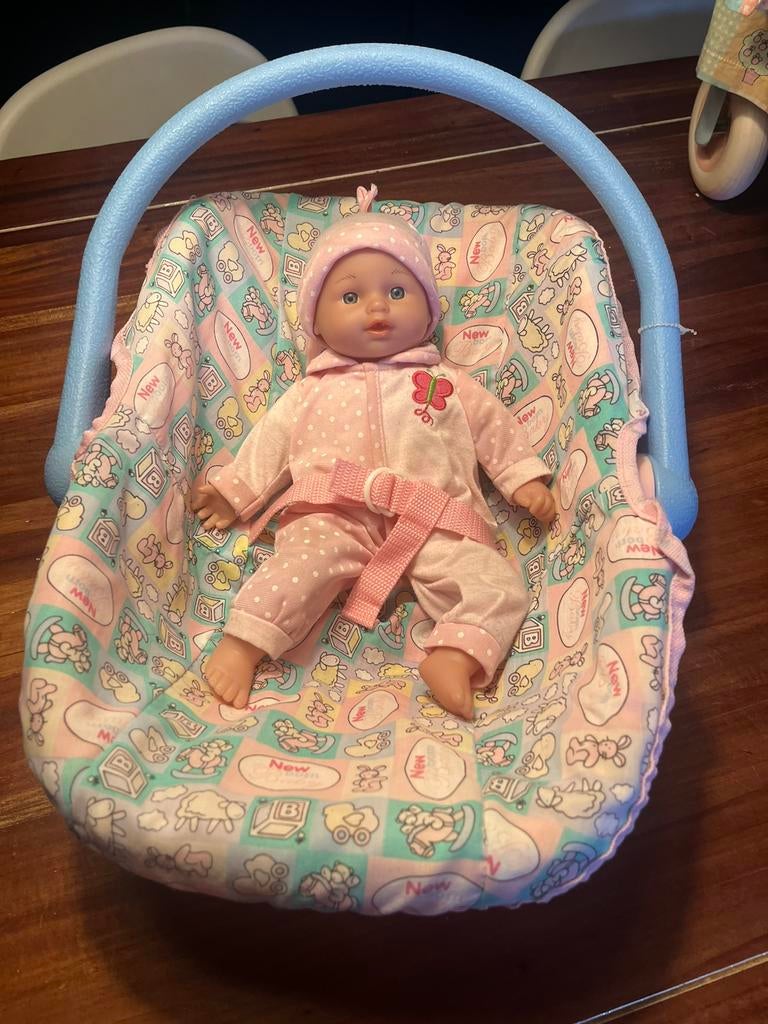 Baby Born popje en wip stoeltje, Ophalen of Verzenden, Zo goed als nieuw, Pop