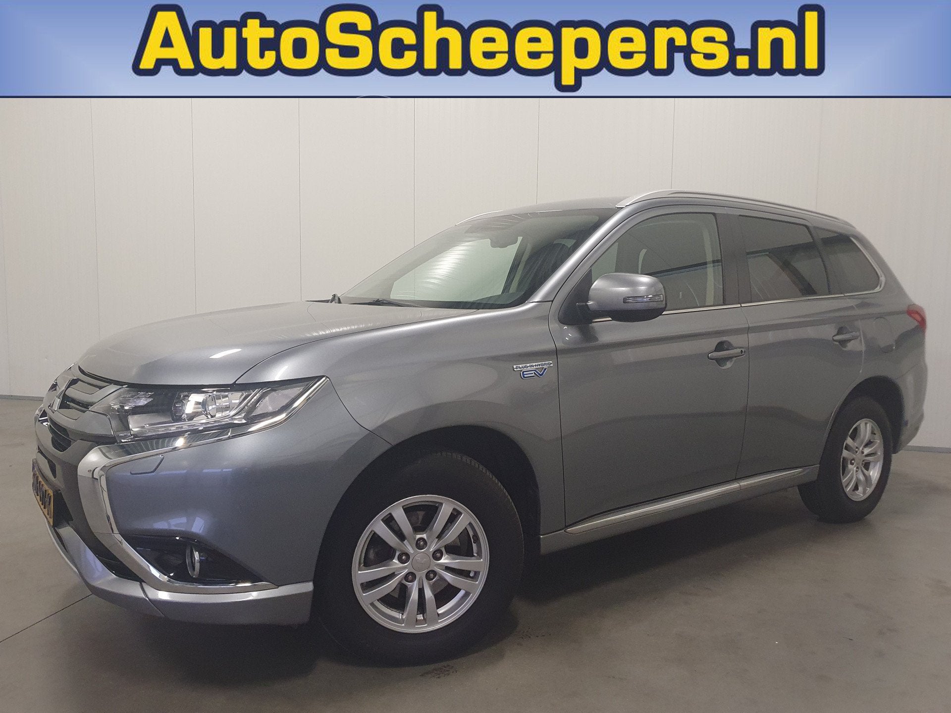 Mitsubishi Outlander 2.0 PHEV Pure NAVI/CRUISE/CLIMA/TRHAAK/, Auto's, Automaat, 1998 cc, Euro 6, 4 cilinders