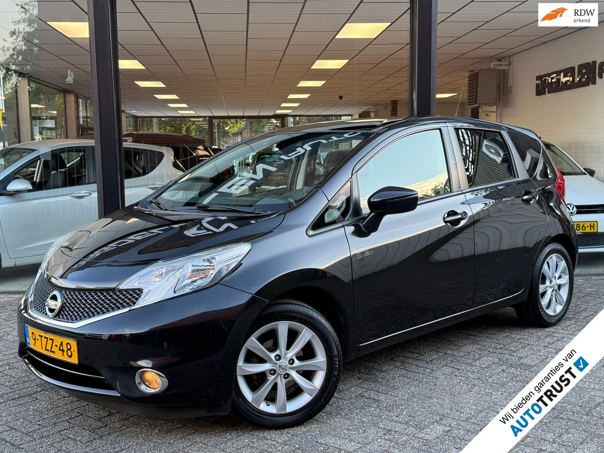Nissan Note 1.2 DIG-S AUTOMAAT | BLUETOOTH | NAVI | CRUISE |, Auto's, Euro 5, Stof, Gebruikt, Zwart