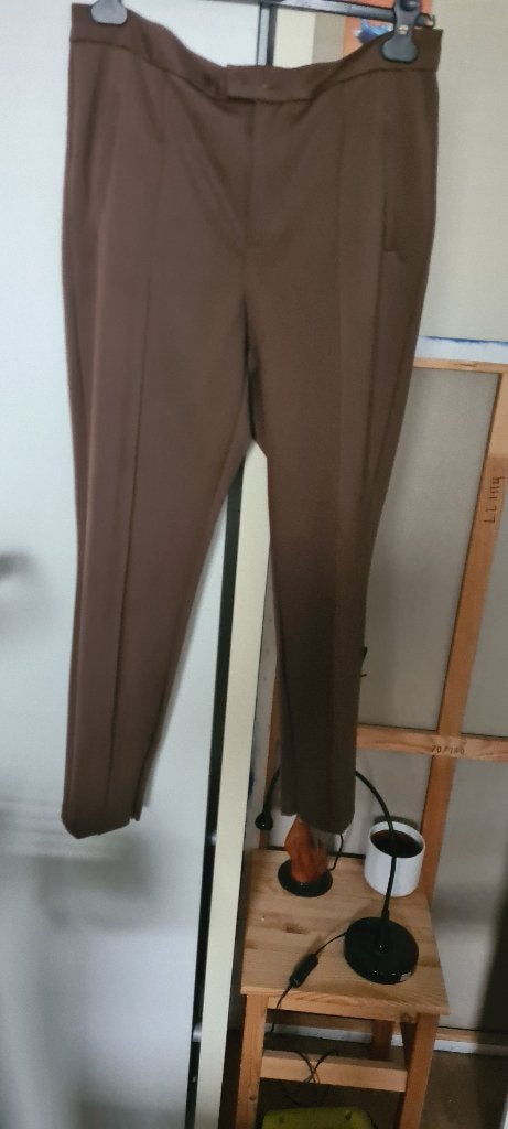 Mooie Broek van YaYa, kleur: bruin, maat 42., Kleding | Dames, Bruin, Verzenden, Maat 42/44 (L), Zo goed als nieuw
