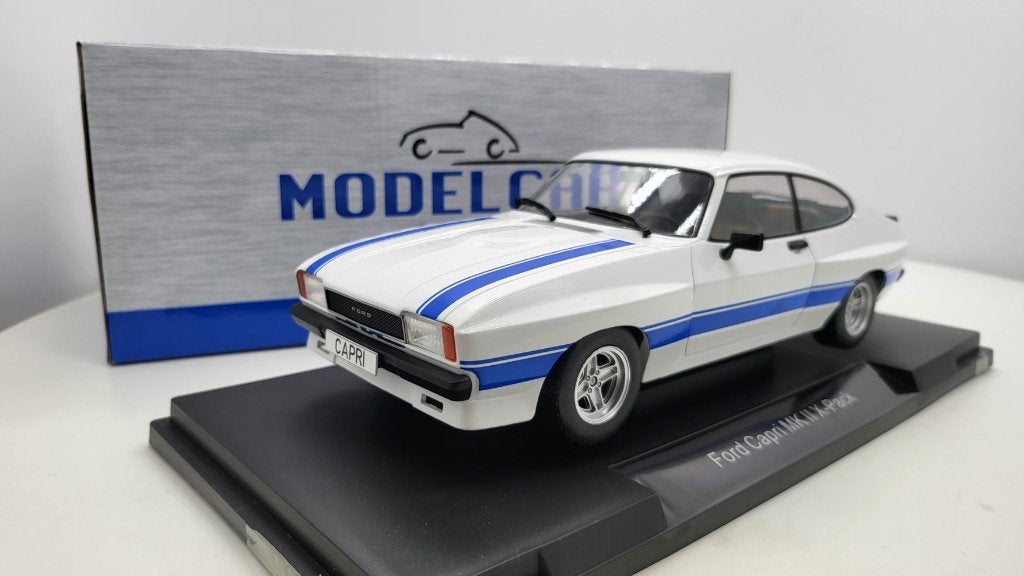 Ford Capri MK II X-pack wit 1:18, Hobby en Vrije tijd, Modelauto's | 1:18, Overige merken, MCG, Auto, Nieuw