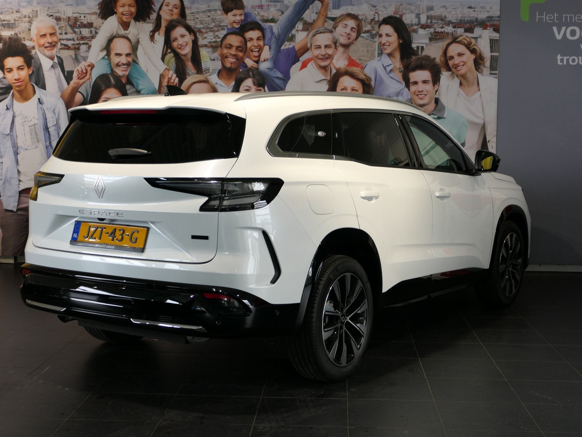 Renault Espace E-Tech full hybrid 200 techno 7p. - Occasion, Gebruikt, 1199 cc, Wit, Origineel Nederlands