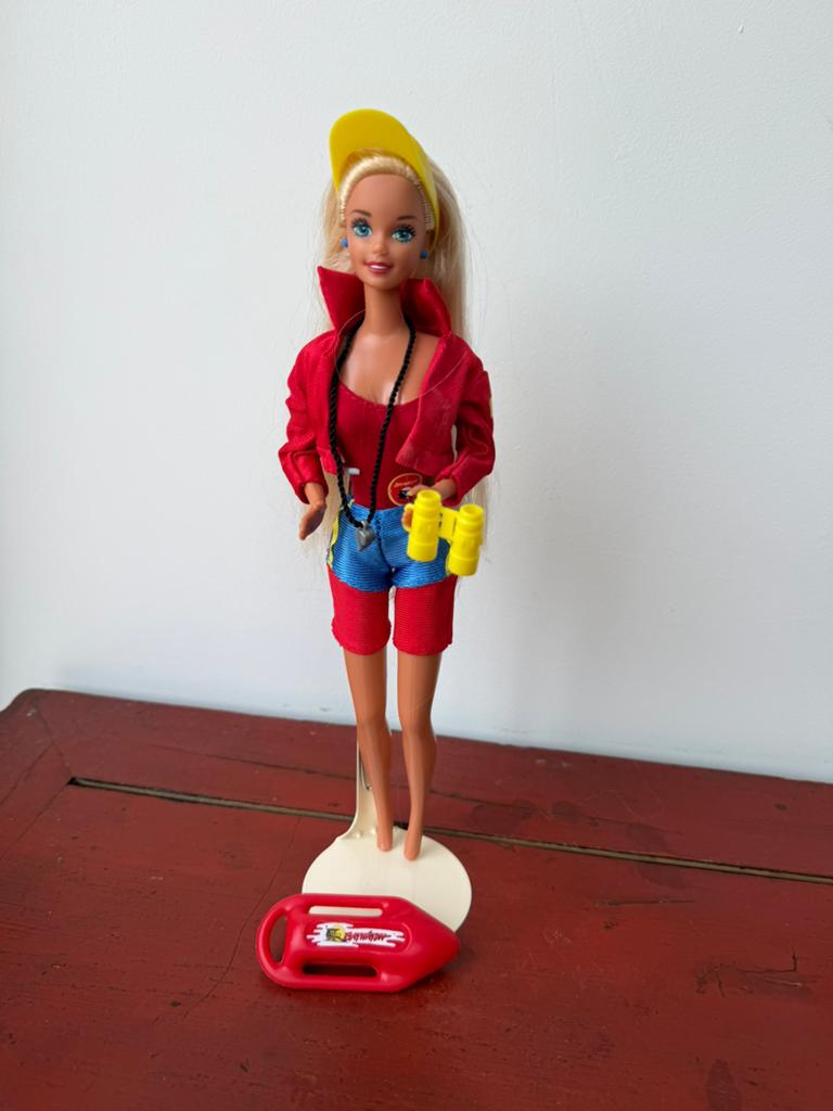 Baywatch Barbie, Mattel 1994, Verzamelen, Poppen, Ophalen of Verzenden, Zo goed als nieuw, Pop