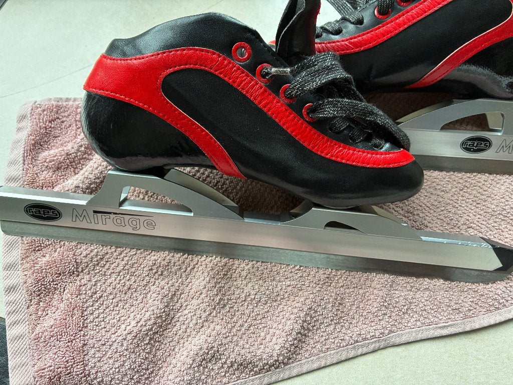 Schaatsen Maple, Sport en Fitness, Ophalen, Zo goed als nieuw, Maple, Noren