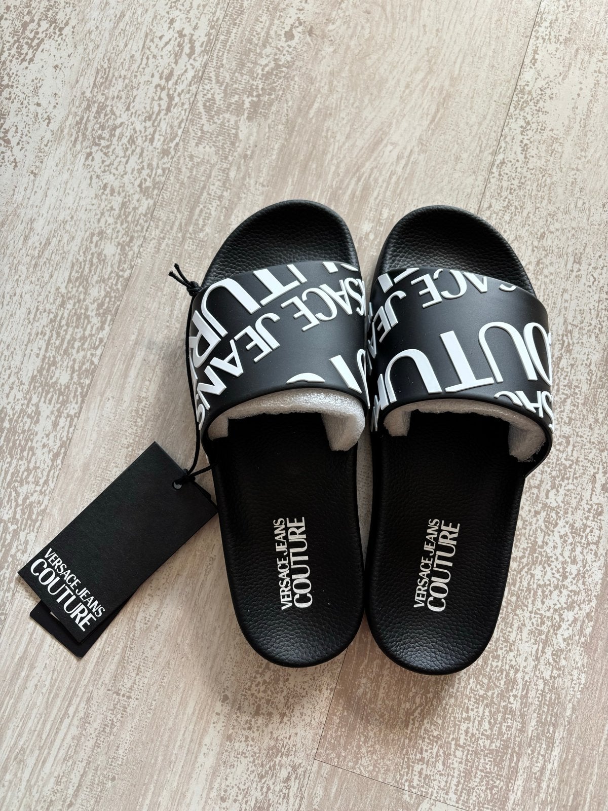 Nieuwe Versace Jeans Couture Badslippers - Maat 40, Slippers, Zwart, Nieuw, Ophalen of Verzenden
