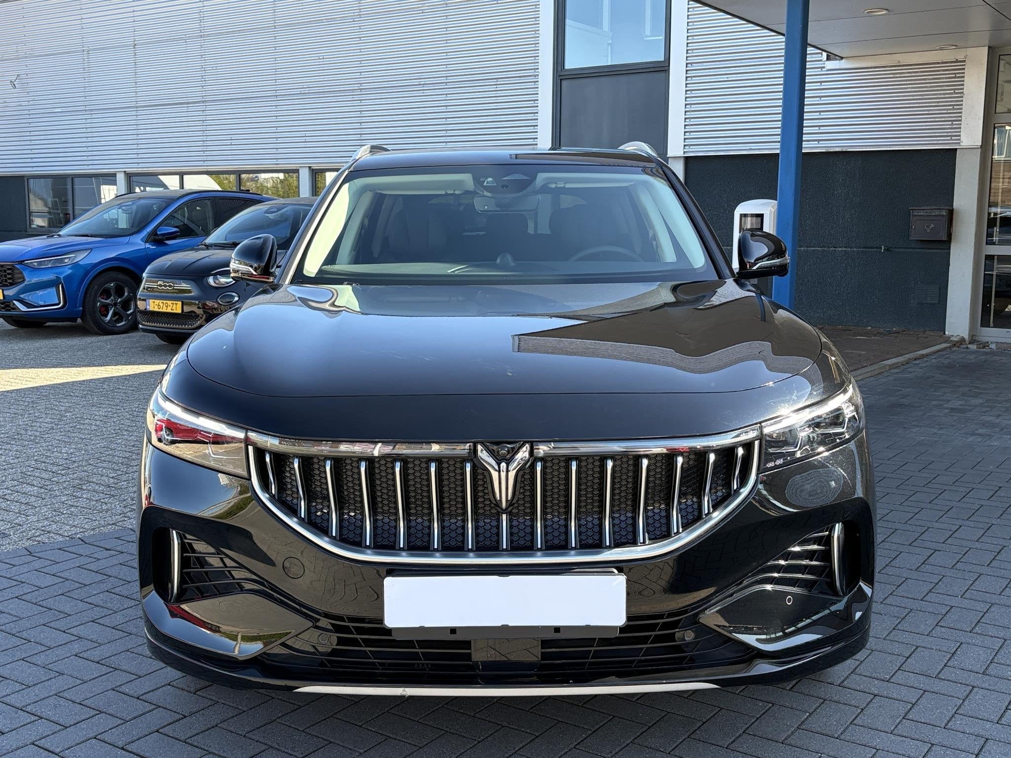 VOYAH Free Flagship 4WD 106 kWh | Panoramadak | Dynaudio Hi-, Auto's, Voyah, Automaat, Gebruikt, Zwart, 489 pk