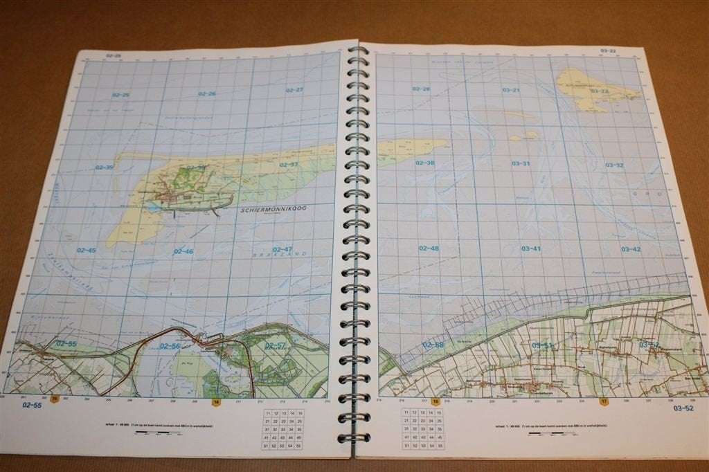 Topografische Atlas — Flora en Fauna Nederland, Ophalen of Verzenden, Gelezen, Natuur algemeen