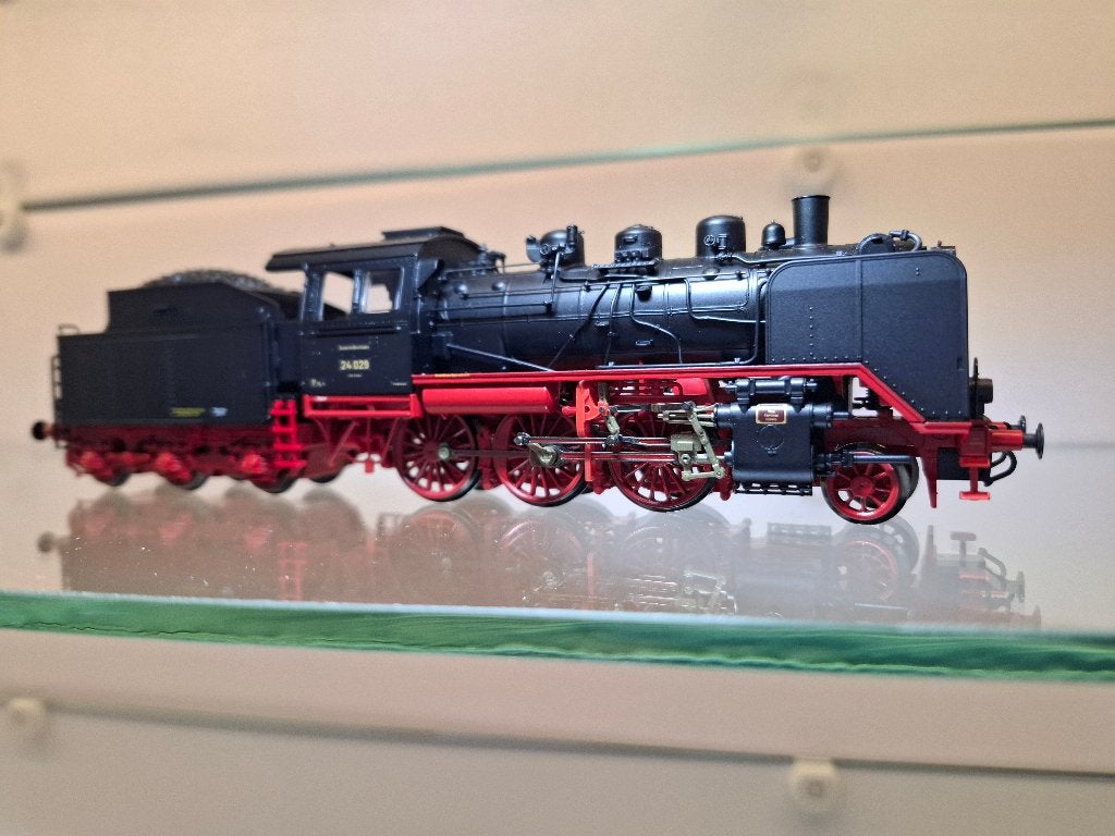 Digitale BR 24-029 van de Deutsche Reichsbahn Geselschaft, Nieuw, Ophalen of Verzenden, Roco, Gelijkstroom