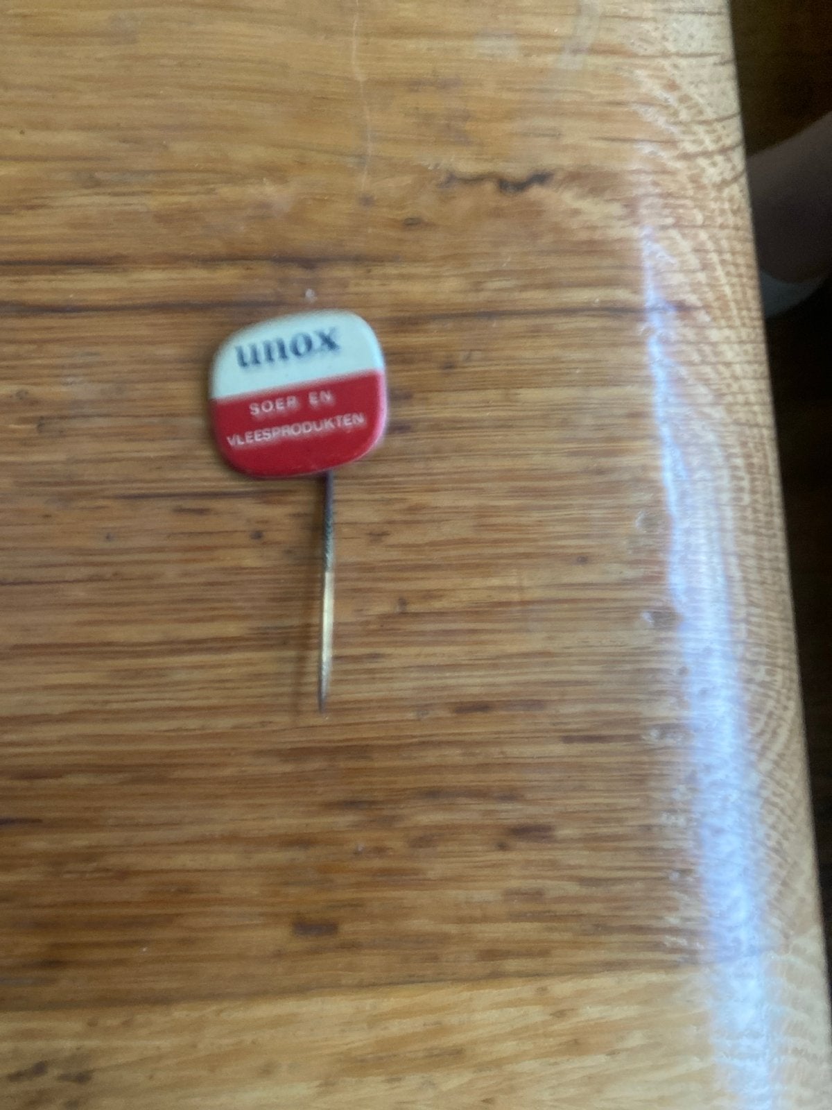 Vintage Unox Speldje - Soep en Vleesproducten, Ophalen of Verzenden, Gebruikt, Merk, Speldje of Pin