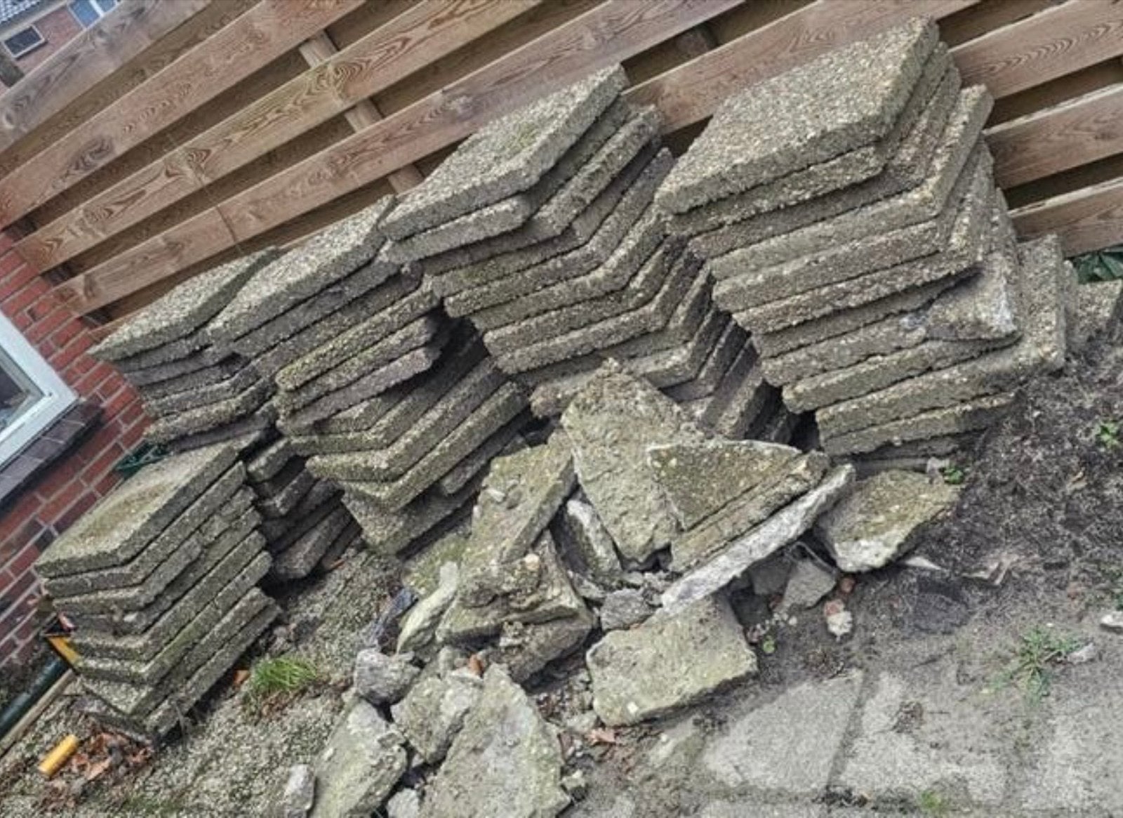 Gratis Grindtegels 50x50 en stoeptegels, Ophalen, Gebruikt, 10 m² of meer, Beton