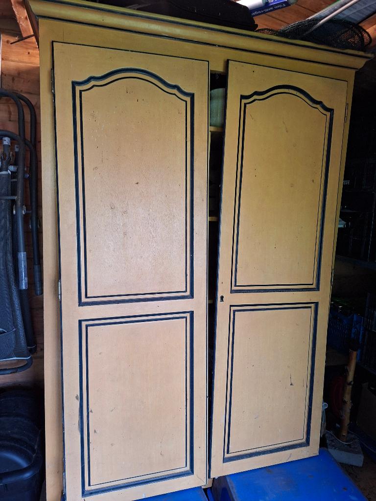 Grote kast, Huis en Inrichting, Kasten | Wandmeubels, Ophalen, 200 cm of meer, Minder dan 150 cm, 50 tot 75 cm