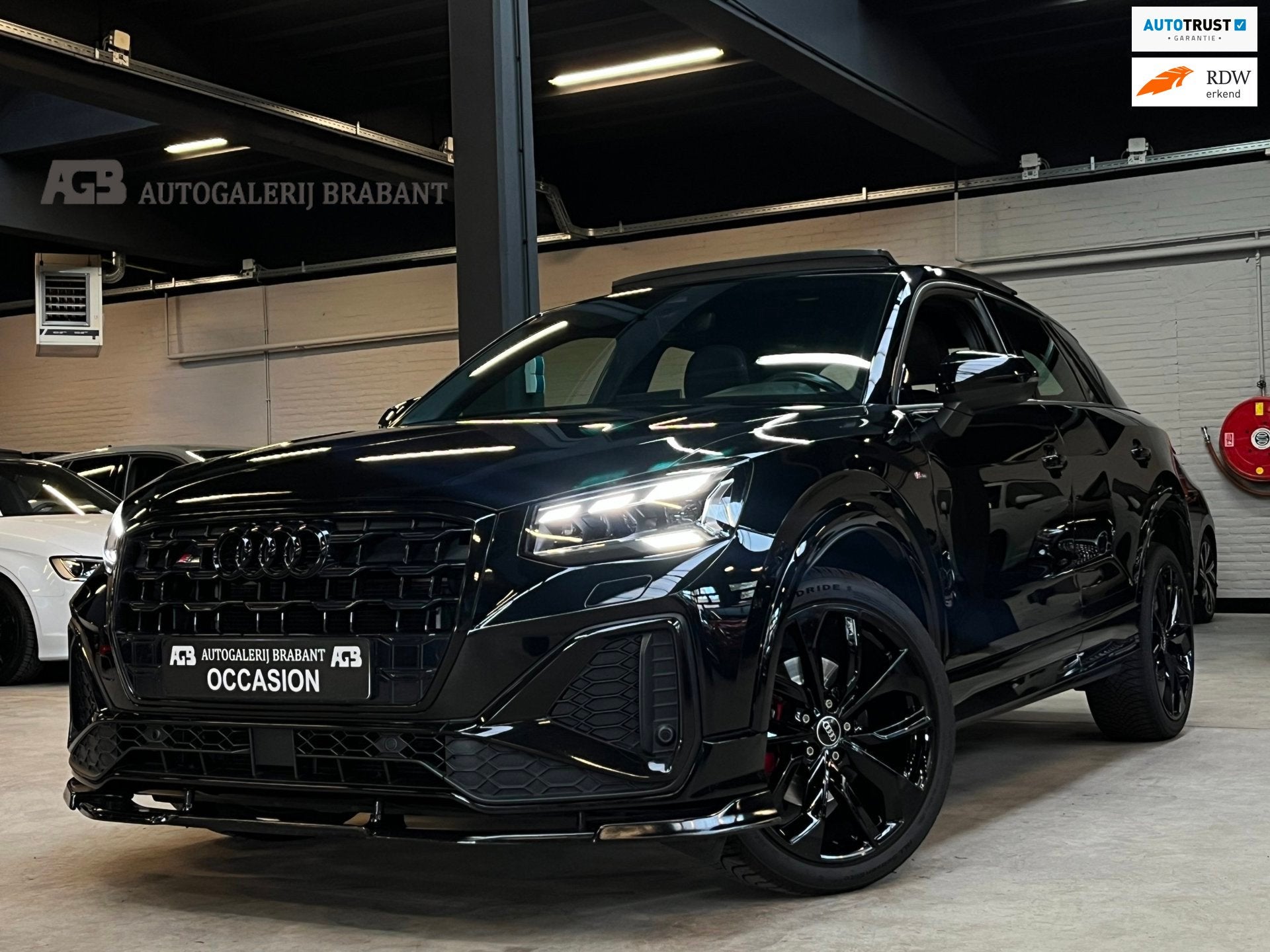 Audi Q2 35 TFSI S Edition Pano/CarplayACC/Camera, Auto's, 4 cilinders, 150 pk, Leder en Stof, Zwart