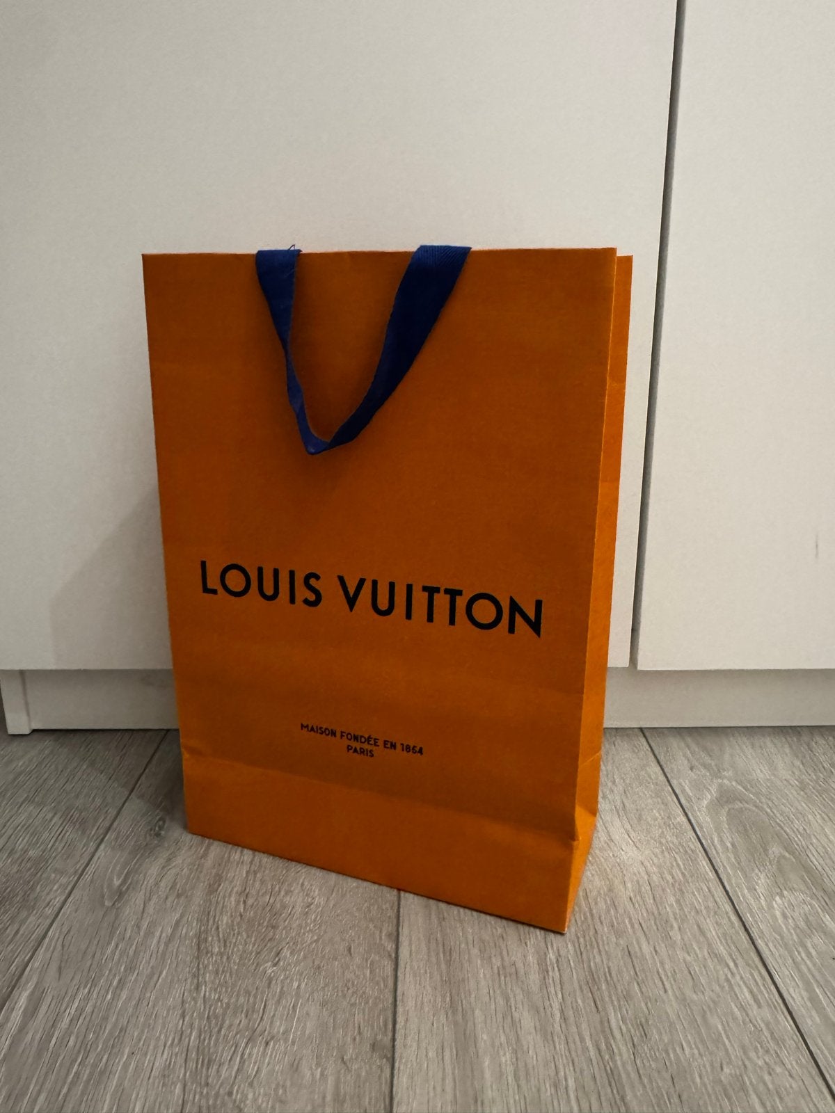 Louis Vuitton papieren tas - Zo goed als nieuw, Ophalen of Verzenden, Zo goed als nieuw, Oranje, Overige typen