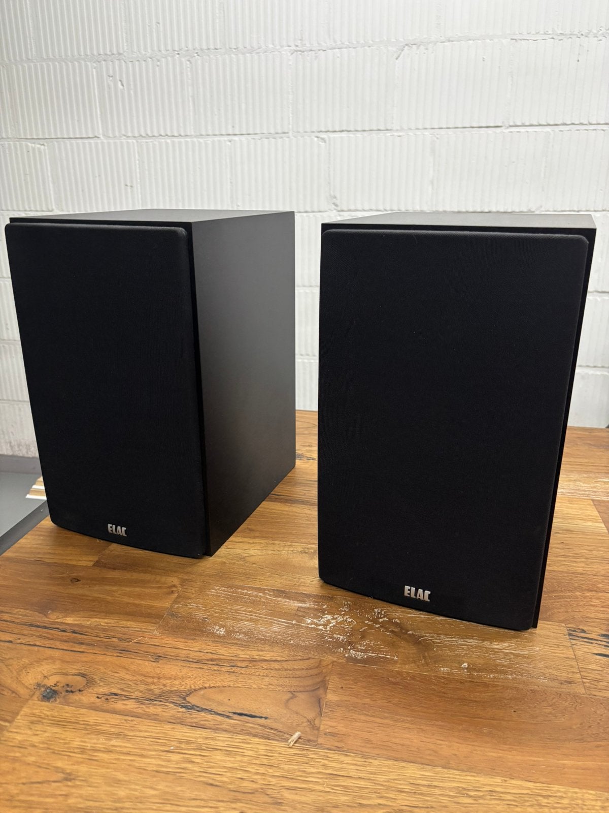 ELAC Debut B6 speakers – set van 2 – Andrew Jones – zwart, Ophalen, Zo goed als nieuw, 60 tot 120 watt, Overige merken