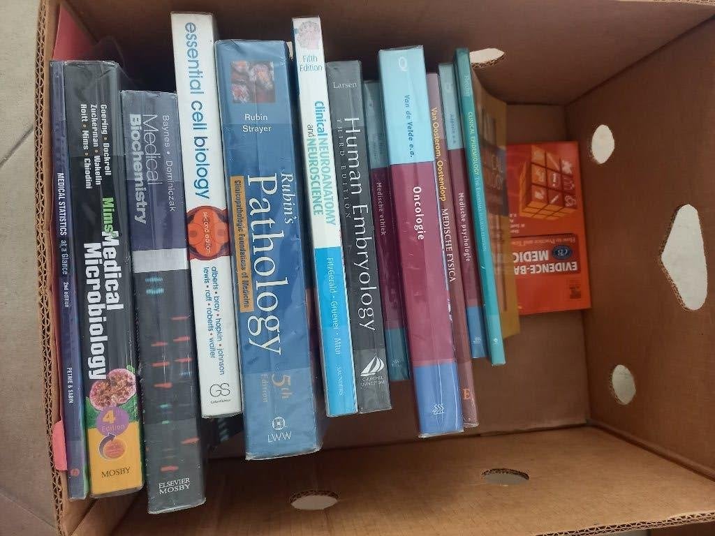 Geneeskunde medisch studie boeken, Ophalen of Verzenden, Beta, Zo goed als nieuw, WO