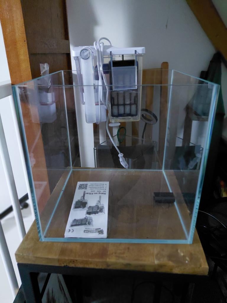 Superfisch cube met filter, Ophalen, Zo goed als nieuw, Leeg aquarium