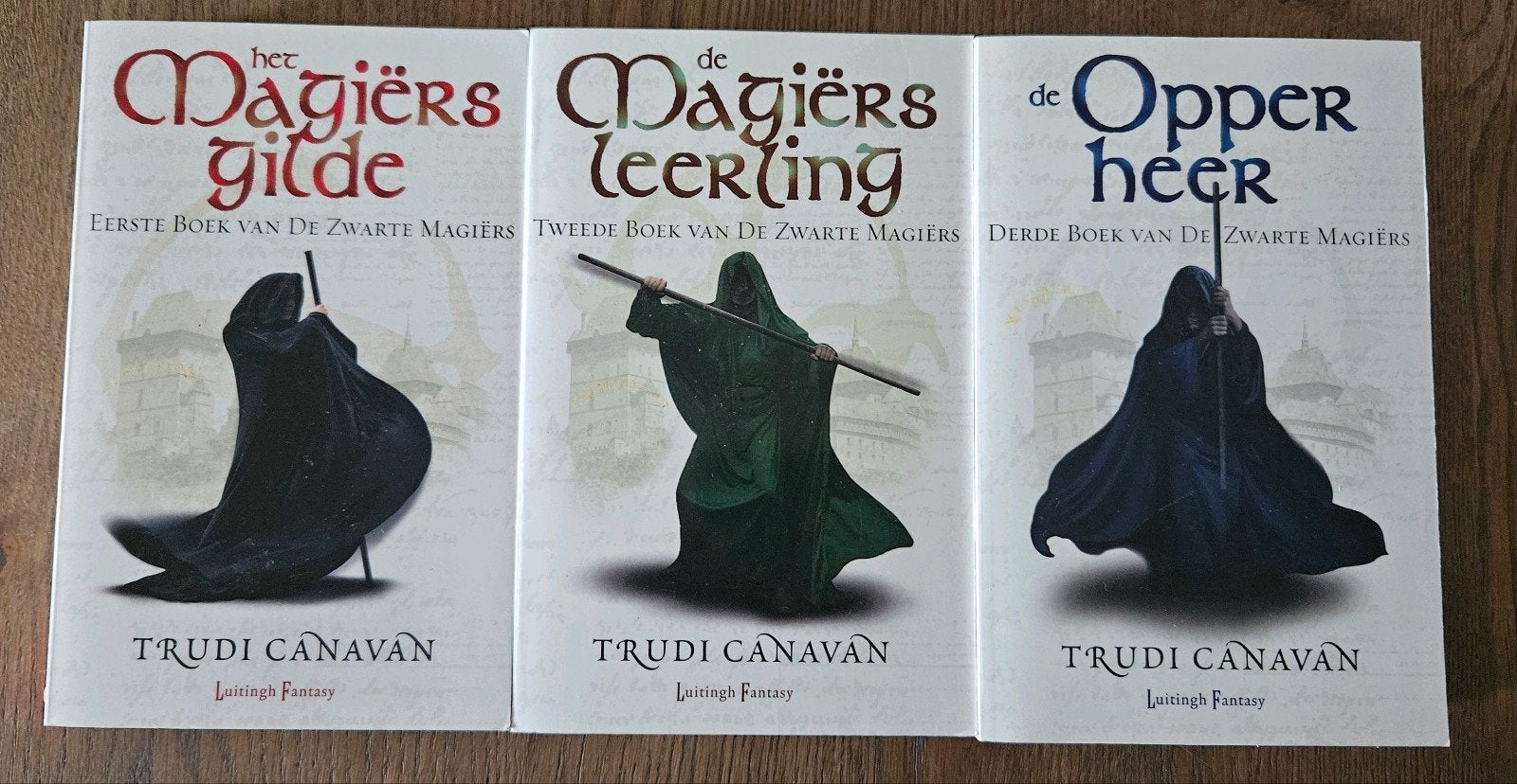 De Zwarte Magiër Trilogie - Trudi Canavan, Ophalen, Zo goed als nieuw