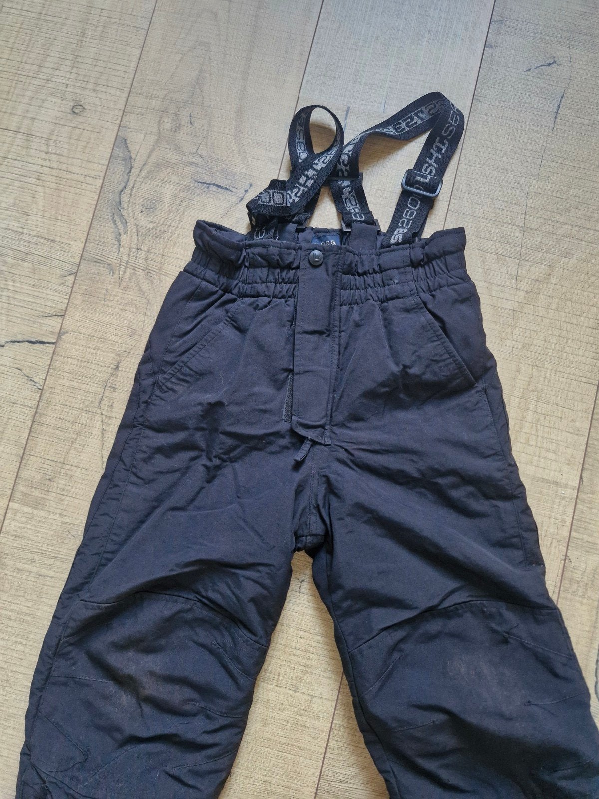 Zwarte skibroek/winterbroek met bretels, maat 116, Kinderen en Baby's, Kinderkleding | Maat 116, Ophalen of Verzenden