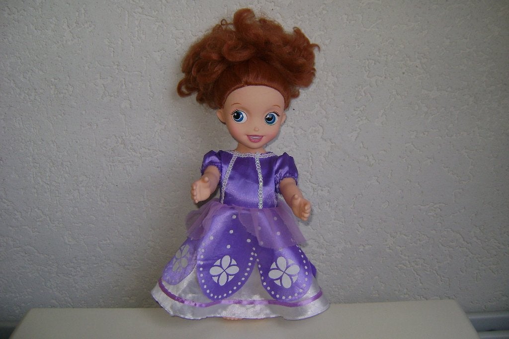 pop met rode krullen en lange lila avondjurk met tule  37cm, Ophalen of Verzenden, Zo goed als nieuw, Overige typen