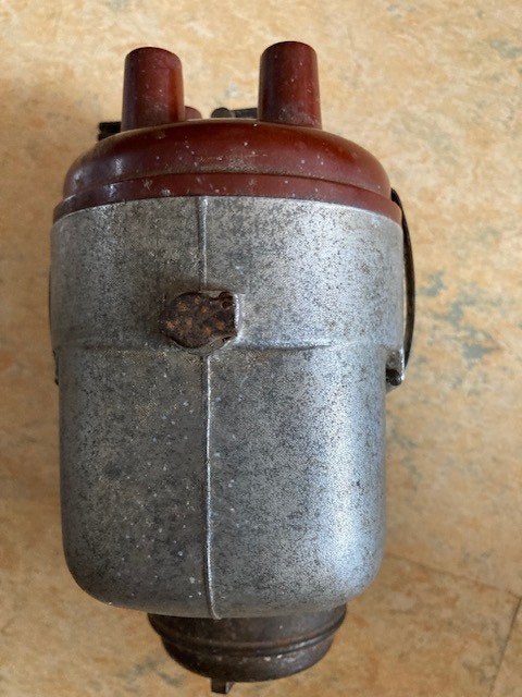 Te koop; 4 cilinder ontstekingsmagneet, Motoren, Onderdelen | Oldtimers, Ophalen